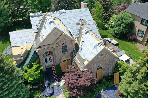 Roofing Contractor «Roof Advance», reviews and photos, 3824 Carpenter Rd, Ypsilanti, MI 48197, USA