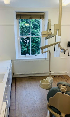 Andrew Thomas Dental Care - Dentist