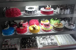 Cake n more image