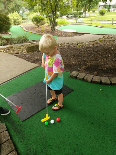 Golf Club «Downview Sports Center», reviews and photos, 1617 Bailey Rd, Cuyahoga Falls, OH 44221, USA