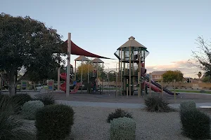 Mission Royale II, Private Park image