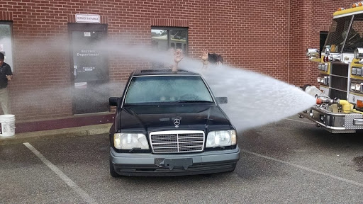 Auto Repair Shop «Family Auto Care Mercedes Benz BMW VW Specialist», reviews and photos, 7657 Binnacle Ln, Owings, MD 20736, USA