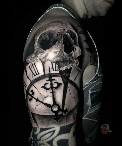 Giulio Cesare Tattoo Artist