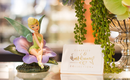 Gift Shop «First Capitol Trading Collectibles and Gifts», reviews and photos, 207 S Main St, St Charles, MO 63301, USA