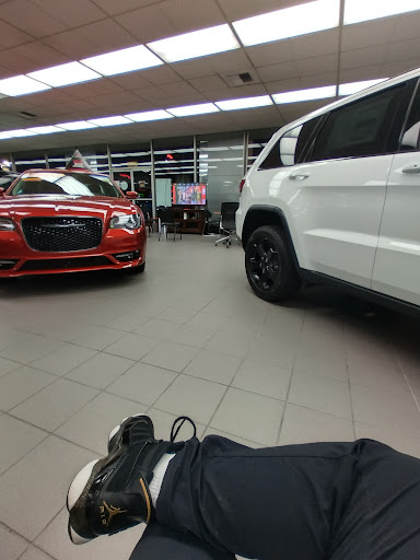 Chrysler Dealer «Chrysler Dodge Jeep Ram Seattle», reviews and photos, 13733 Aurora Ave N, Seattle, WA 98133, USA