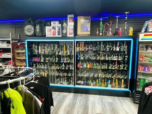 Clothing Store «Norcal Clothing and Smoke Shop», reviews and photos, 5802 Lindhurst Ave, Marysville, CA 95901, USA