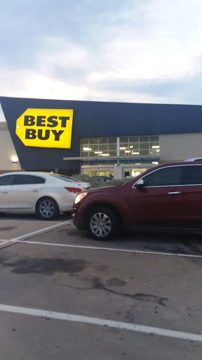 Electronics Store «Best Buy», reviews and photos, 731 N Hwy 67, Cedar Hill, TX 75104, USA