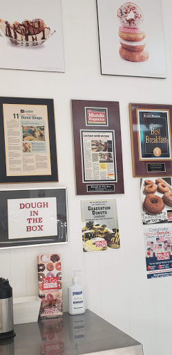 Donut Shop «Dough In The Box», reviews and photos, 3184 Austell Rd SW, Marietta, GA 30008, USA