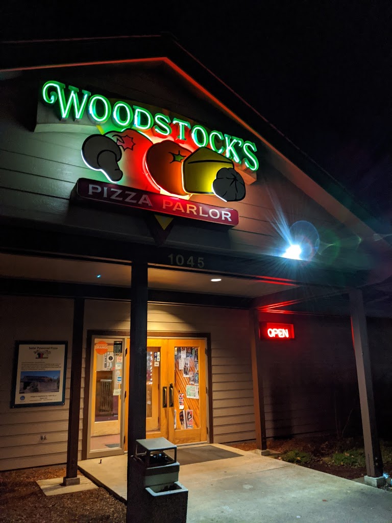 Woodstock's Pizza Parlor 97330