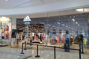 adidas Outlet Store Mexico City, Plaza Aeropuerto image