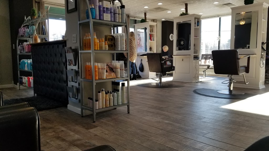 Bella J's Salon 01085