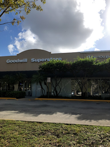 Goodwill Superstore, 18221 Pines Blvd, Pembroke Pines, FL 33029, USA, 