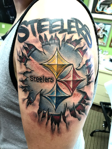 Explore tattoo ideas for women hip, creative tattoo ideas in New Kensington, available at BLUE HERMIT TATTOO