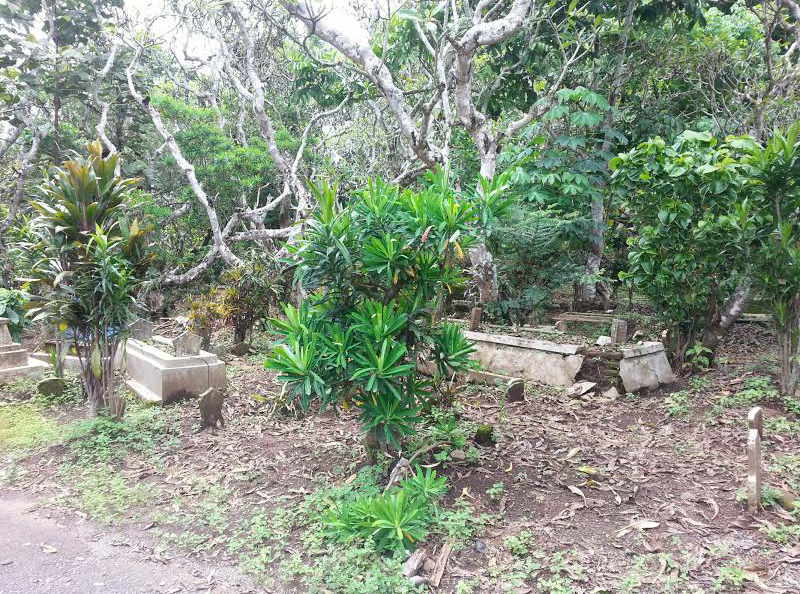 MAKAM DUSUN GENTENGAN