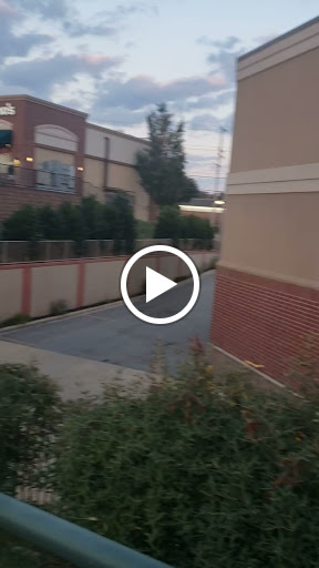 Shopping Mall «Ravenwood Shopping Center», reviews and photos, 910 Taylor Ave, Towson, MD 21286, USA