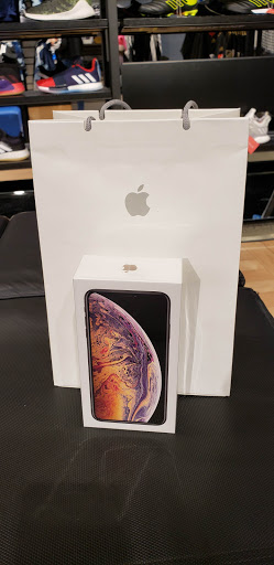 Computer Store «Apple Los Cerritos», reviews and photos, 242 Los Cerritos Center, Cerritos, CA 90703, USA