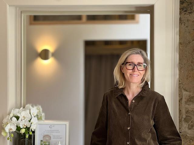 VIRGINIE CHEDEVILLE FACIALISTE