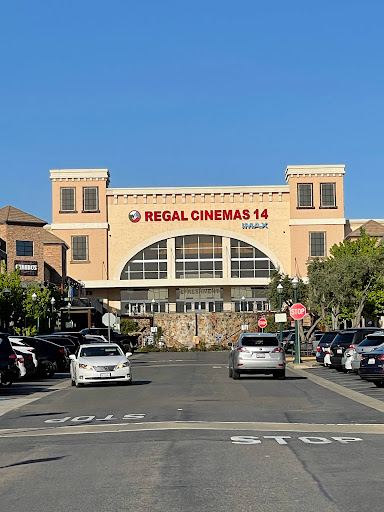 Movie Theater «Regal Cinemas El Dorado Hills 14 & IMAX», reviews and photos, 2101 Vine St, El Dorado Hills, CA 95762, USA