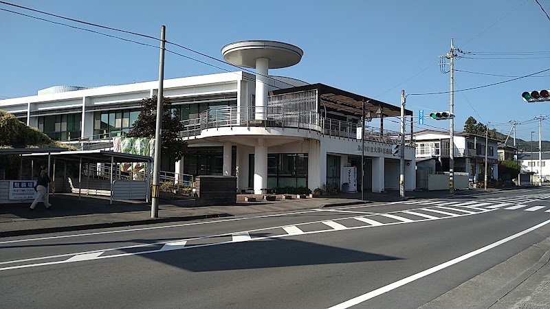 みどり市立大間々図書館