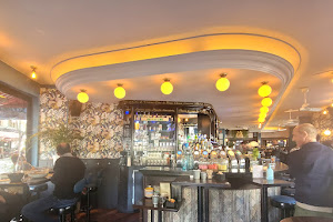 Café Chérie - Brasserie Bar à Cocktail