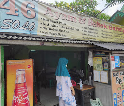 Bebek & Ayam Goreng 46 Solo Naman photo