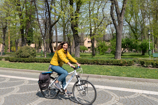 Slow Tours – Bike Tours – Bucharest City of Contrasts