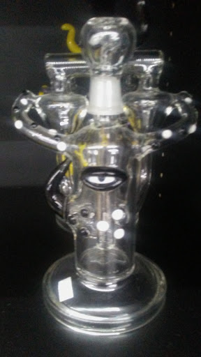 Tobacco Shop «BLUE MOON SMOKE SHOP», reviews and photos, 896 Massachusetts Ave, Cambridge, MA 02139, USA