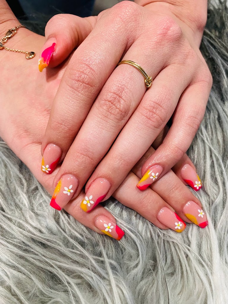 Pretty Nails & Spa 76049
