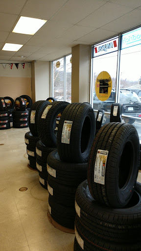 Tire Shop «Mr Tire Auto Service Centers», reviews and photos, 1034 N Main St, Waynesville, NC 28786, USA