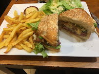 Frite du Restaurant de hamburgers Bistrot Mademoiselle à Vincennes - n°18