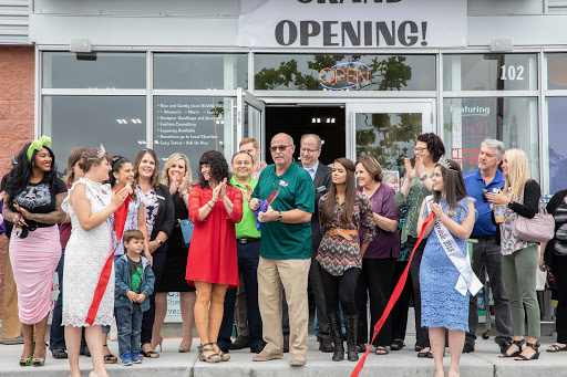 Consignment Shop «Lucky Star Consignment Clothing», reviews and photos, 3276 NW Plaza Rd, Silverdale, WA 98383, USA