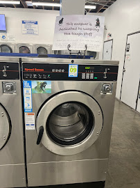 Urban Wash 24 Hour Coin Laundry - Photo 2 - Car repair in Glendale, CA, Glendale