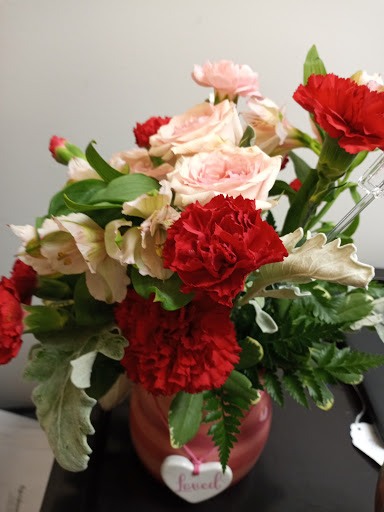 Florist «A Special Rose Florist», reviews and photos, 14546 Bruce B Downs Blvd, Tampa, FL 33613, USA