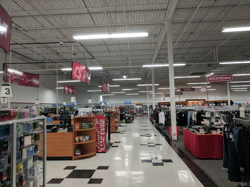 Clothing Store «Burlington Coat Factory», reviews and photos, 370 US-130, Hightstown, NJ 08520, USA