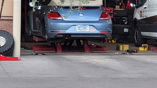 Tire Shop «Discount Tire Store - Fountain Hills, AZ», reviews and photos, 16745 E Shea Blvd, Fountain Hills, AZ 85268, USA