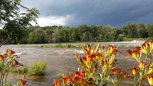 Park «Bicentennial Riverfront Park», reviews and photos, 301 E Hydraulic St, Yorkville, IL 60560, USA