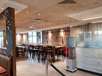 Atmosphère du Restauration rapide McDonald's à Couilly-Pont-aux-Dames - n°16