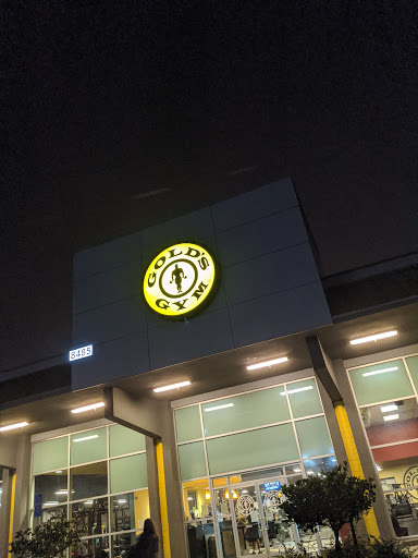 Golds Gym image