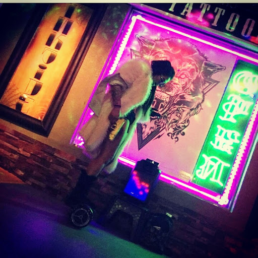 Inkside Tattoo, 1212 N Yarbrough Dr # 306, El Paso, TX 79925, USA, 