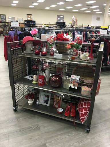 Thrift Store «Edgar & James – Goodwill Specialty Store & Donation Center», reviews and photos