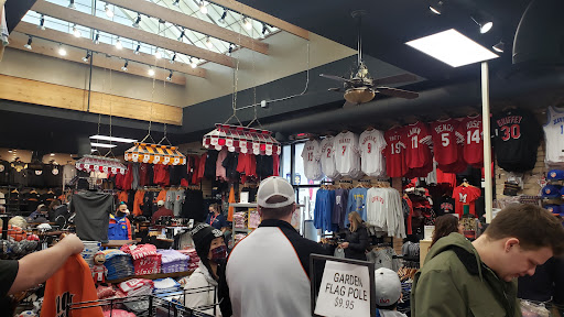 Sportswear Store «Rally House Rookwood», reviews and photos, 2705 Edmondson Rd, Cincinnati, OH 45209, USA