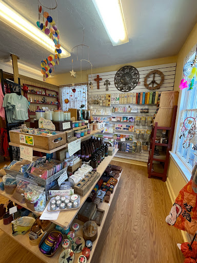 Boutique «Quarter Moon Import Shop», reviews and photos, 1641 Monroe St, Tallahassee, FL 32303, USA