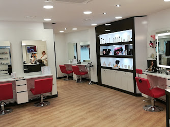 Camille Albane - Coiffeur Troyes