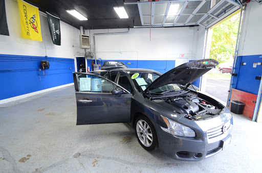 Used Car Dealer «ROSELLE MOTORS INC», reviews and photos, 849 Villa St, Elgin, IL 60120, USA