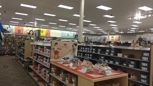 Department Store «Target», reviews and photos, 495 Haggerty Rd, Walled Lake, MI 48390, USA