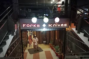 Forks N Knives - Pizza Kitchen image