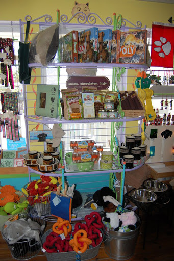 Pet Supply Store «Island Paws», reviews and photos, 630 Tarpon Bay Rd # 5, Sanibel, FL 33957, USA