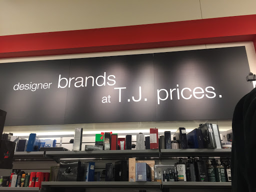 Department Store «T.J. Maxx», reviews and photos, 1751 Ritchie Station Ct, Capitol Heights, MD 20743, USA