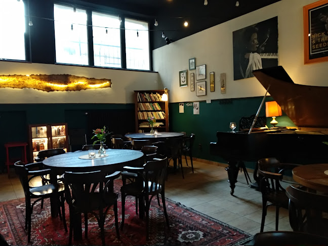 Café Bar Pilotů telefonní číslo