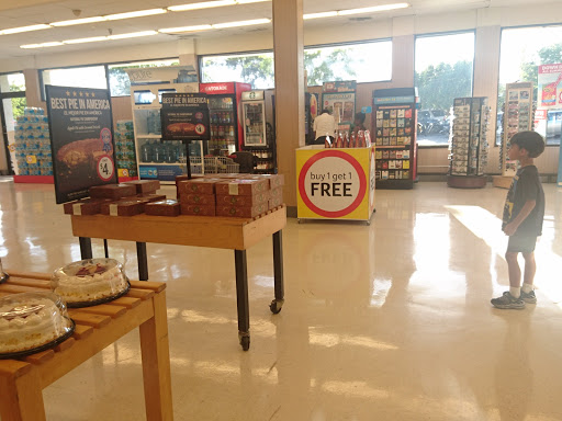 Grocery Store «Winn-Dixie», reviews and photos, 701 NW 99th Ave, Pembroke Pines, FL 33024, USA